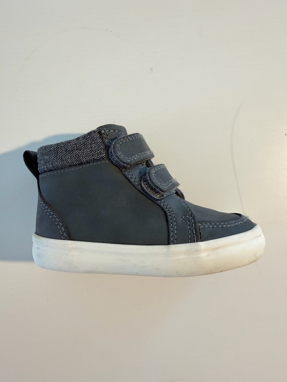 Cat & Jack Gray High-Top Boots, Sneakers Baby/Toddler size 5